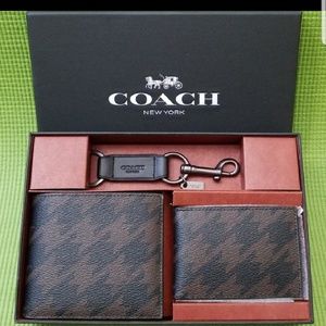 🆕️Coach 3 in 1 Wallet Gift Box Set